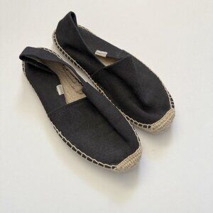 Soludos Black Canvas Espadrilles Slip On Flats